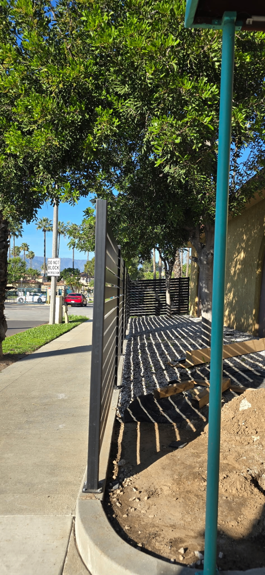 Aluminum Gates